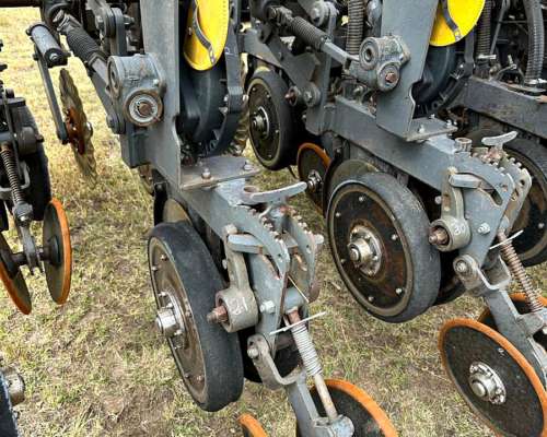 Sembradora Juber AIR Drill de 43 a 26 con Kit Neumático