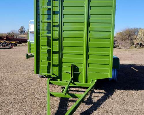 Jaula para Hacienda de 1,80 X 3,60 Mts con Lanza Regulable