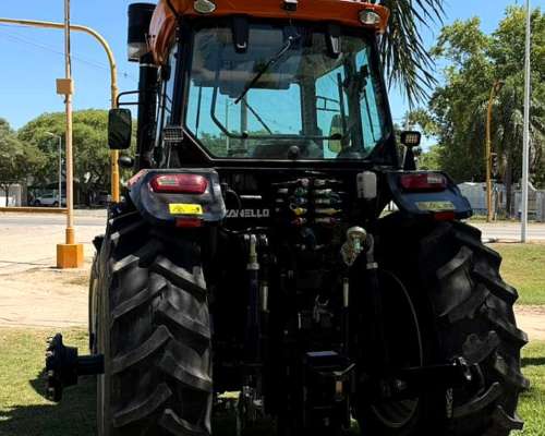 Tractor Zanello 4225-225hp Fuerza