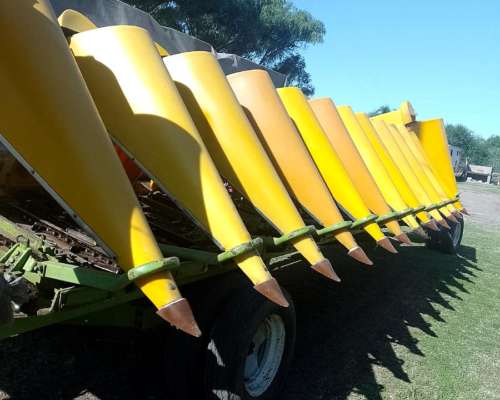 Maicero Allochis 2006 13 Surcos a 52,5 CMS (emb. Case IH)