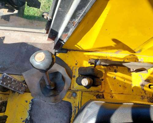Tractor Pauny 250 Doble Traccion. Rodado Dual, 14000hs