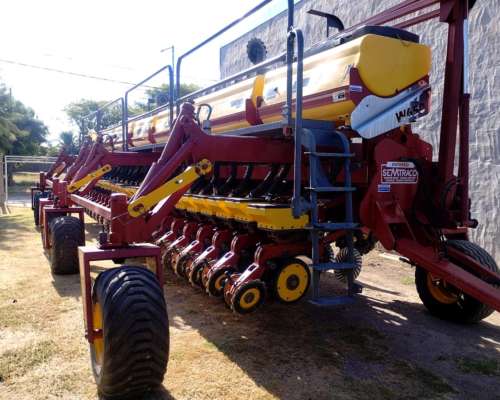 Sembradora Super Walter 24 a 42 cm Mecanica año 2015