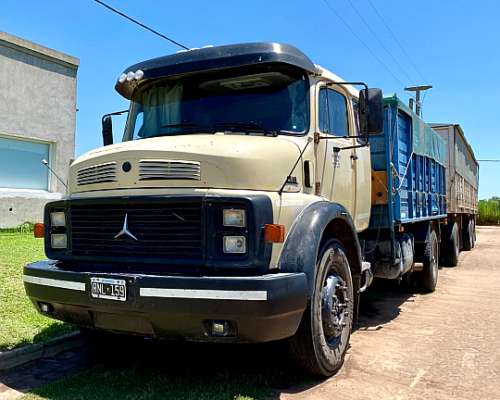 Camión Mercedes Benz 1521 Original