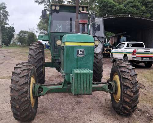Tractor John Deere 3350