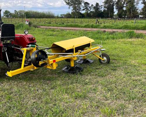 Segadora de Discos para Henificacion , Pasturas y Alfalfa