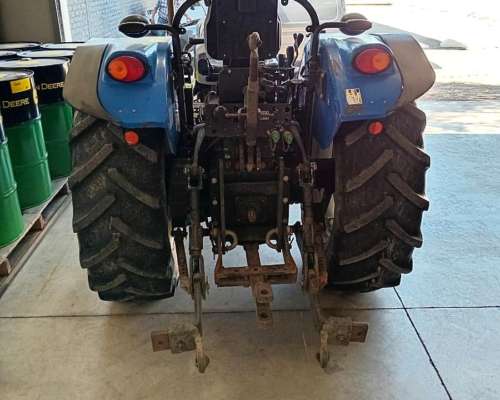 Tractor New Holland Td85f. Mod 2014