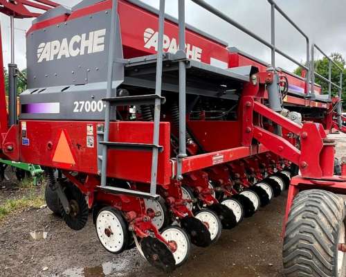 Apache 27000 Precision Planting 16 a 52