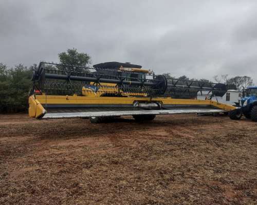 New Holland CR 9080- año 2014- Plataforma Draper de 45 Pies