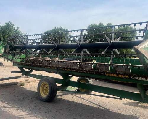 Plataforma John Deere 323 Master