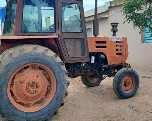 Tractor Zanello UP 100 Traccion Simple Cabina Doble Control
