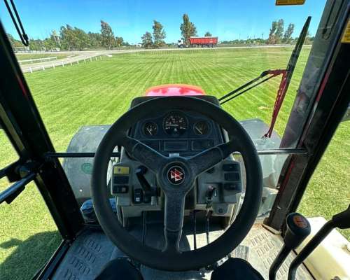 Tractor Massey Ferguson 7019