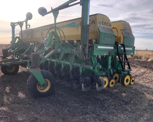 Sembradora Erca Serie VF 33 Lineas a 21 CM. con Monitor