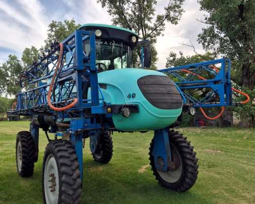 Pulverizadora Montana Parruda 2011