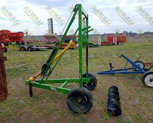 Hoyadora de Arrastre Tayca Hidráulica Nueva