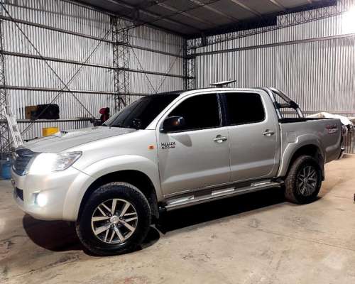 Toyota Hilux 4X4 muy Buena