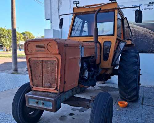 Tractor Fiat 700 Oportunidad $ 12.000.000