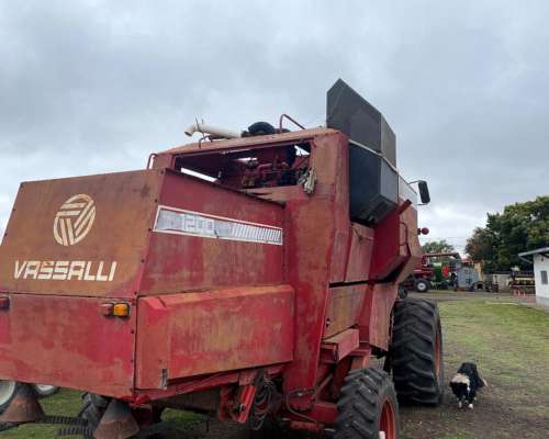 Vendo Cosechadora Vassalli 1200