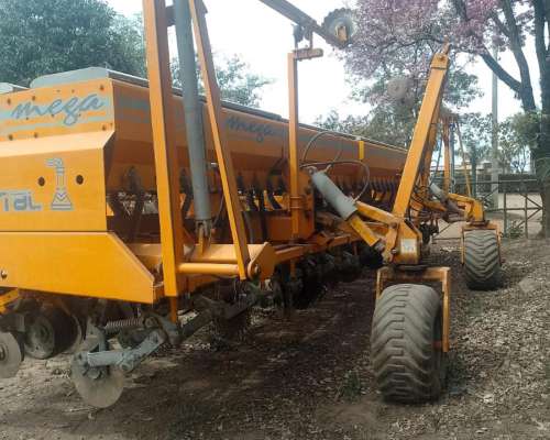 Sembradora Agrometal TX Mega de 16 a 52 - Abonador en Linea