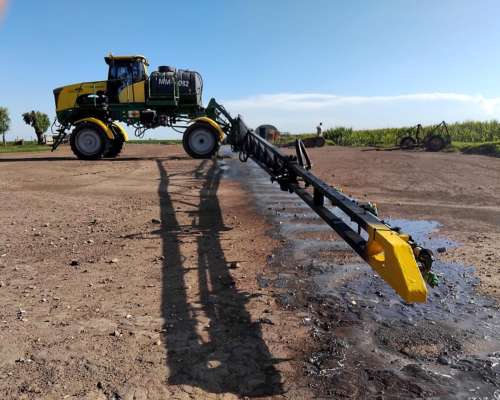 Vendo Pulverizadora Caiman SP 2014