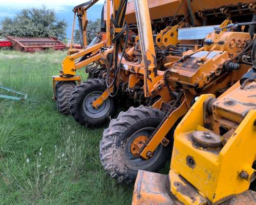 Sembradora Agrometal MXY 2 31 a 21