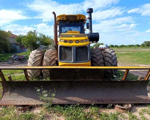 Tractor Pauny 710 con Pala Frontal