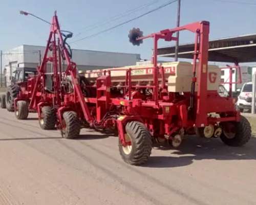 Sembradora Giorgi Usada de 18 a 52 Neumatica Doble Fertiliz