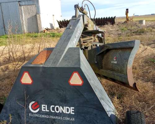 Pala Niveladora el Conde Modelo NA 3000.