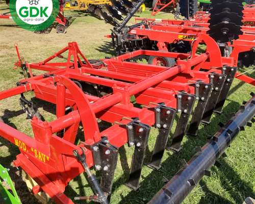 Descompactador de Suelo Ancho 7 Vastagos a 52 Paratil. Corti