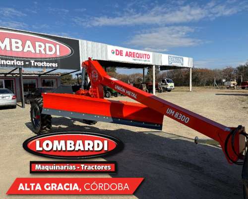 Niveladora de Arrastre Unión Metal UM-8300 Disponible