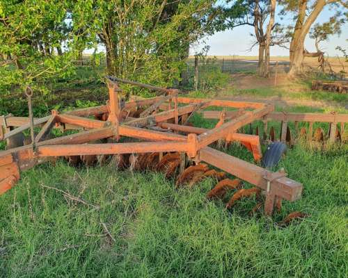 Rastra de 42 Discos Desencontrada, SE VA con Rolos