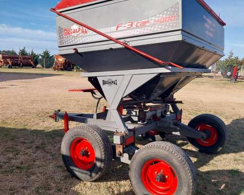 Fertilizadora Metalpaz F3 - 4000 Lts