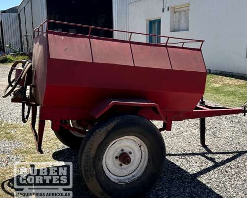 Acoplado Cisterna 1.000 Lts
