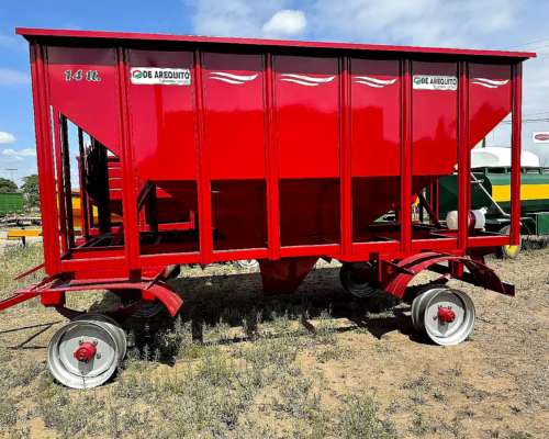 Acoplado Tolva para Semilla y Fertilizante 14tn - Disponible