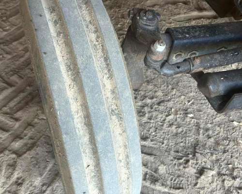 Tractor Valmet 885 Tracción Simple, Mod 1996, Caja 16x8