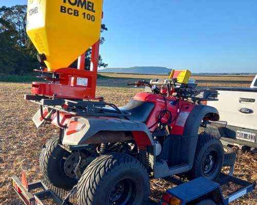 Esparcidora de Cebo Yomel - BCB 100