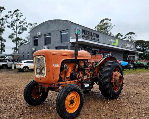 Tractor Fiat 450 con 3 Puntos
