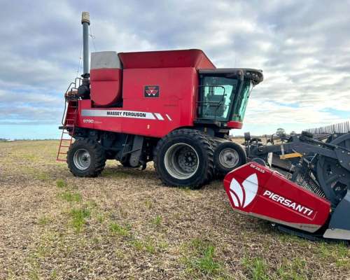 Massey Ferguson 9790 con Draper Poersantti