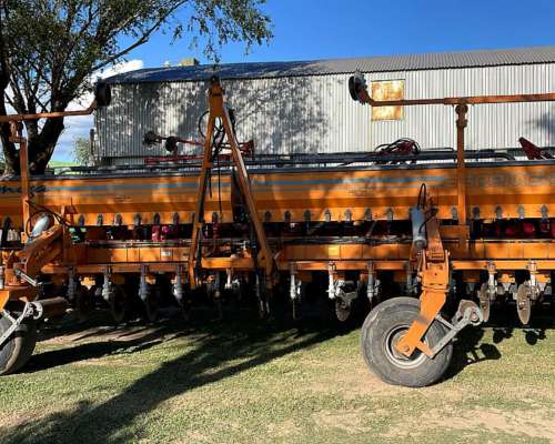 Sembradora Agrometal TX Mega 20 a 42, año 2002, Fertilizacio