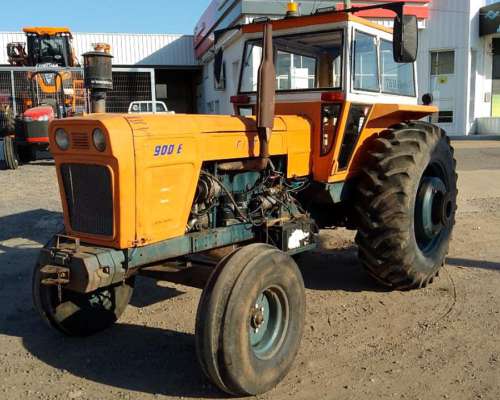 Tractor Fiat 900 e