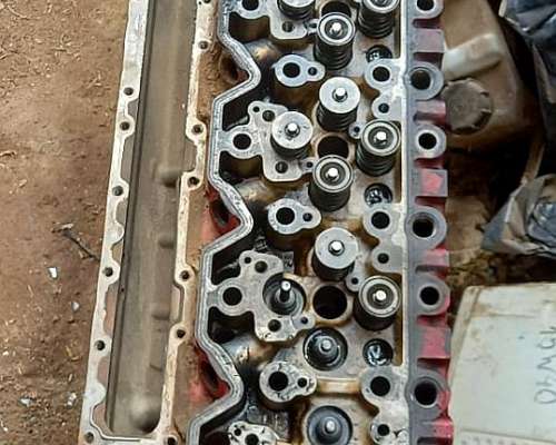 Culata Cusmmins QSL 350 HP muy Buena