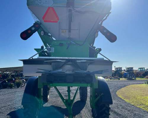 Fertilizadora Metalfor Autopropulsada Mod. 2800