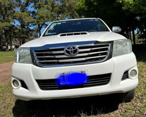 Toyota Hilux 4X4 SRV