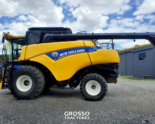 Cosechadora New Holland CR 6080, año 2017