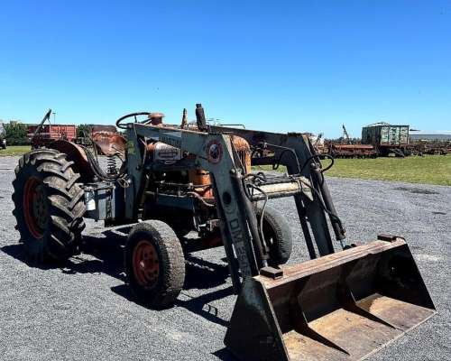 Tractor Someca 45 con Pala Frontal Omar Martin