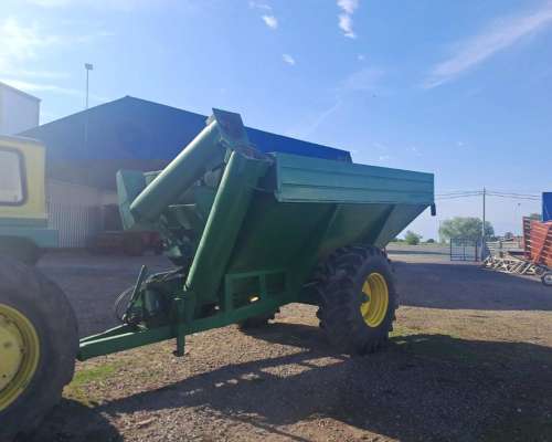 Tolva Auto Descargable Marca Ombu