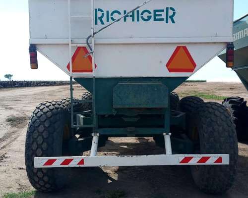 Tolva Autodescargable Richiger 16 TN, 3 Ejes, Balanza