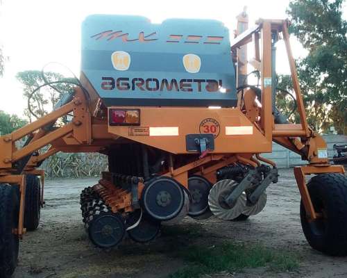 Sembradora Agrometal MX 23 a 21 Impecable