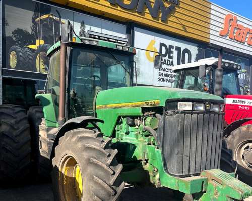 Tractor John Deere 8200