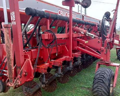 Sembradora Crucianelli Gringa de 16 a 52 cm Neumática