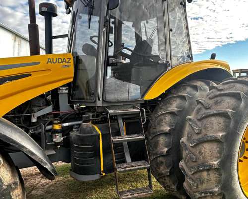 Tractor Pauny Audaz 220 HP en Perfecto Estado